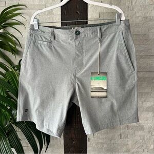 LINKSOUL Grey “Boardwalker” Hybrid Shorts Size 34 New with Tags